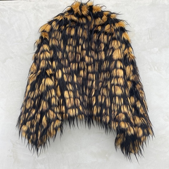 Dries Van Noten Accessories - Dries van Noten faux fur monkey feather stole